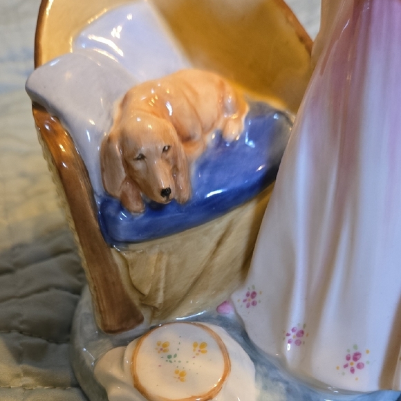 Porcelain Figurine with Pink Dress and Dog - Picture 7 of 9